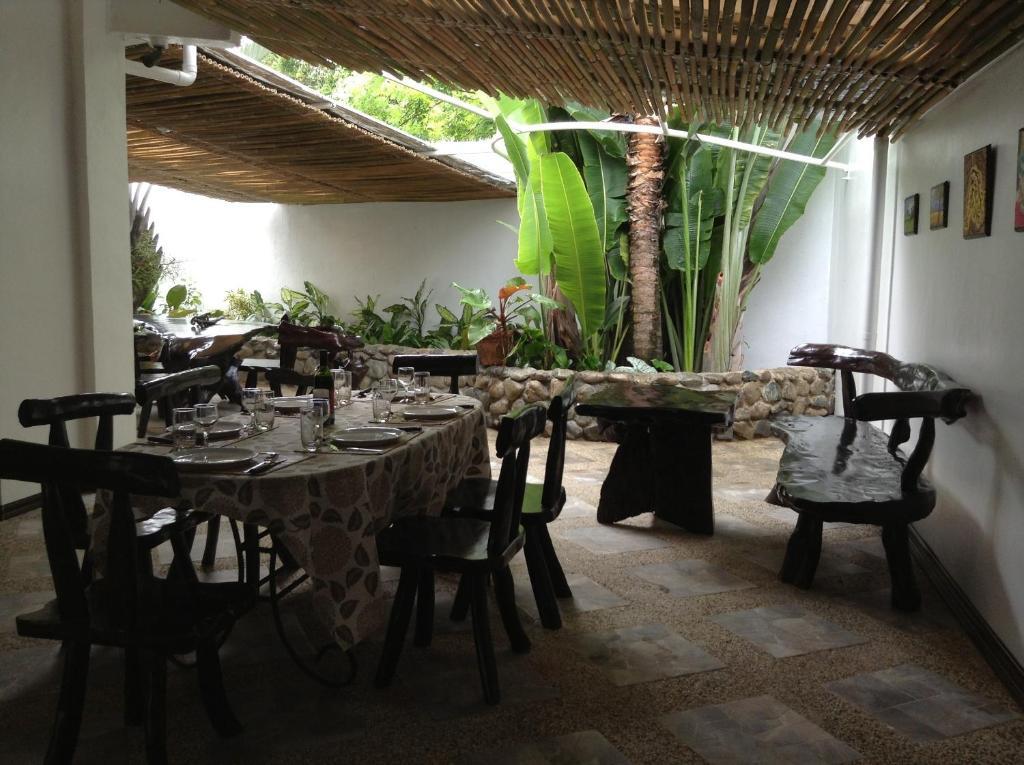 פורטו פרינססה Balay Tuko Garden Inn מראה חיצוני תמונה